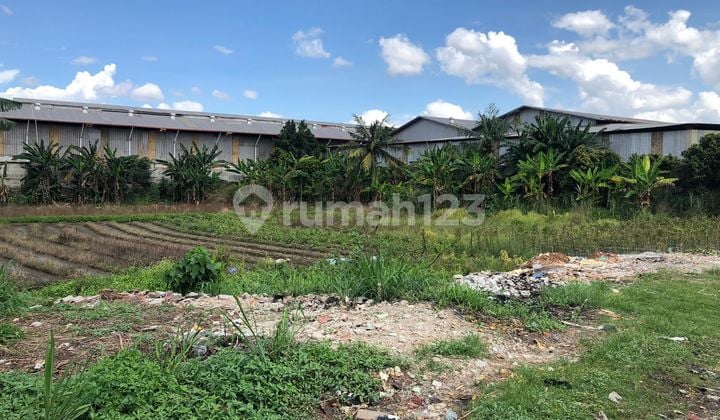Pabrik / Gudang Siap Huni Lokasi Strategis Pinggir Jalan Raya Bebas Banjir Dekat Dengan Park Serpong Dan Gading Serpong Di Legok Karawaci Tangerang