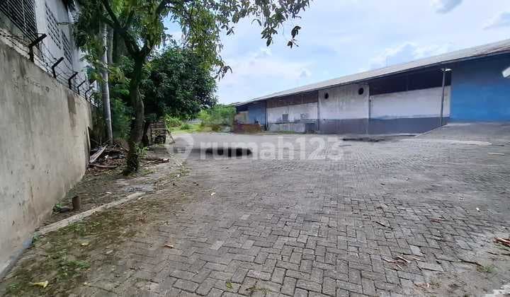 Affordable Warehouse Ready to Occupy, Strategic Location Flood-Free in Karang Tengah Tangerang