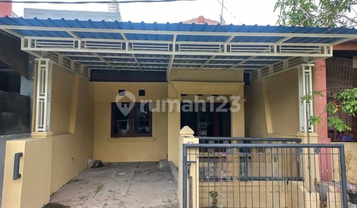 Affordable Wiguna Selatan House