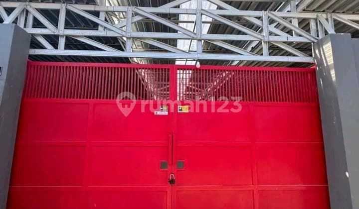 Gudang Lahan Parkir Kost Kavling Petemon