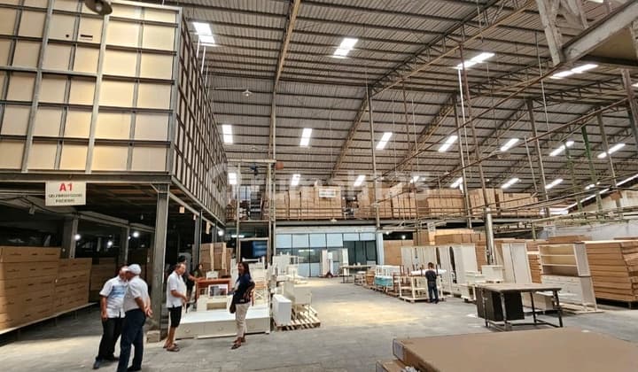 Pergudangan Tambak Sawah Waru Sidoarjo