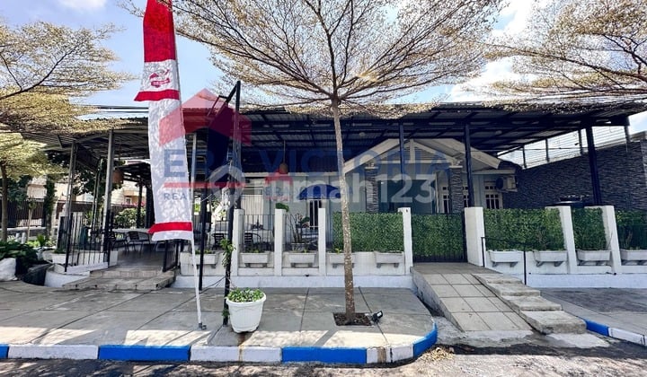 Rumah Hook 2 Lantai Araya Kost Aktif & Toko, Lokasi Strategis Binus