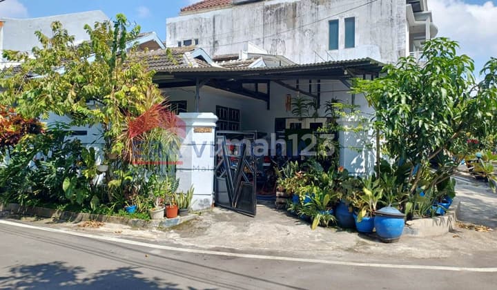Rumah Pojok Perumahan Nyaman Dekat Kampus Unikama & Pasar Gadang