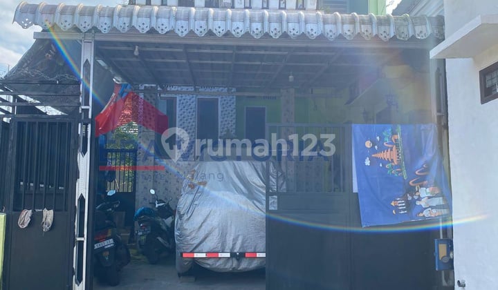 Hunian Lokasi Strategis Semi Furnished Dekat Kantor Terpadu & Pasar Induk