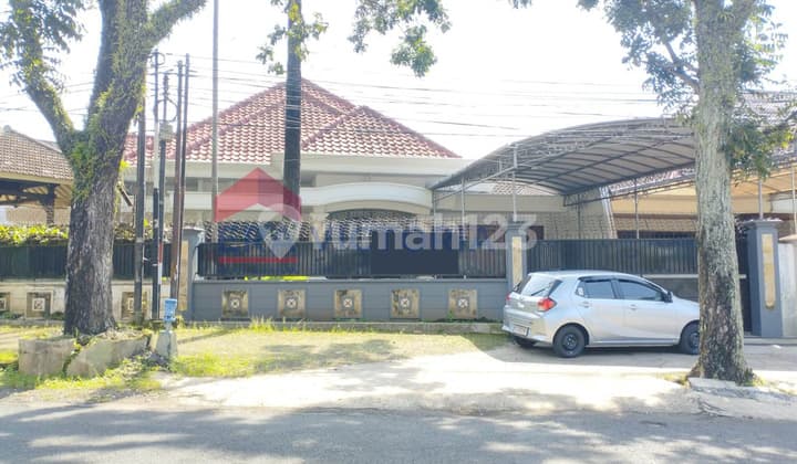 Rumah Area Favorit Kota Malang Dekat Kampus Unmer, Mcp Mall