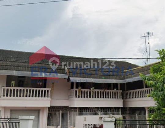 House Position Hook on Provincial Road in Bendogerit Blitar