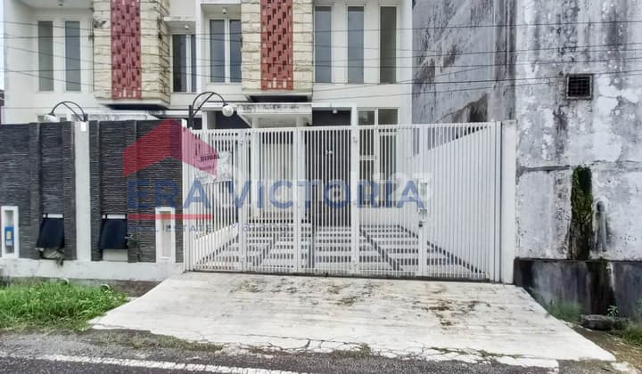 Rumah Baru Strategis 4 Kt Akses Mobil Area Kuliner Sulfat