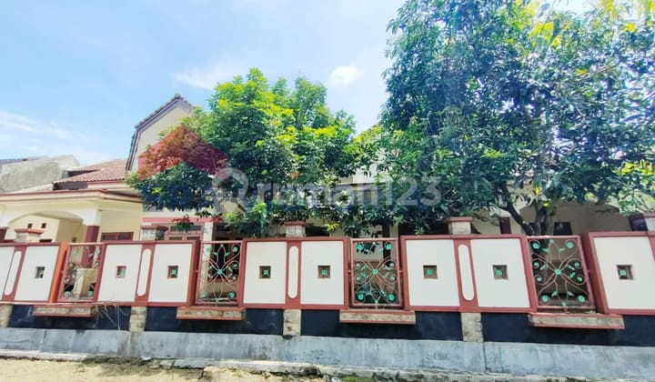 Rumah Nyaman Lokasi Premium Blimbing Dekat Soehat & Kampus, Ada Prayer Room dan Gudang