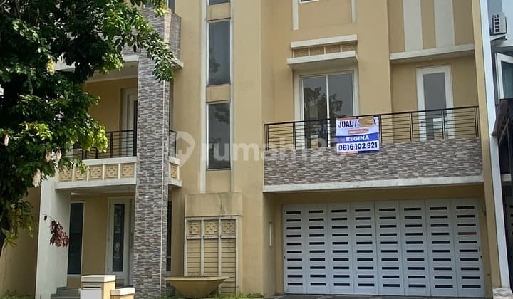 3-story house in Sutera Onyx, Alam Sutera, South Tangerang