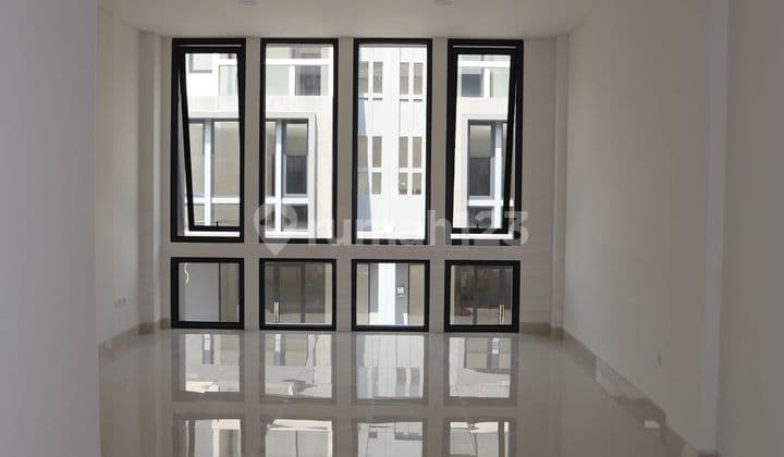 Disewakan Ruko Delrey 3 Lantai di BSD, Tangerang Selatan