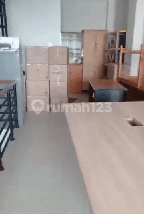 Ruko 2,5 Lantai Lokasi Strategis di Banjar Wijaya, Tangerang