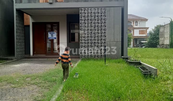 Rumah 2 Lantai di Sutera Alba Renata Alam Sutera, Tangerang Selatan
