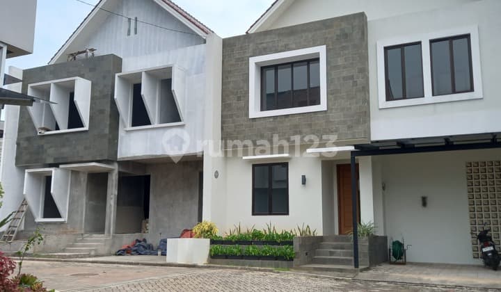 Dijual Rumah 2 Lantai Dalam Cluster Baru Di Lokasi Strategis Di Cirendeu Tangerang Selatan
