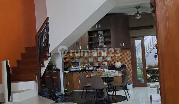 Rumah 200M2 Full Furnish, Solar Heater Bintara Bekasi!