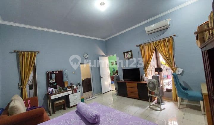 House ♥️1.5 Sturdy Floors Ready to Occupy in Kavling DKI Pondok Kelapa, East Jakarta♥️