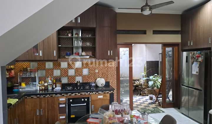 Rumah 200m2 Full Furnish, Solar Heater Bintara Bekasi!