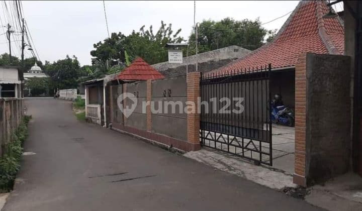 Quick Sale! Strategic Boarding House in Pondok Kelapa, Best Passive Income!