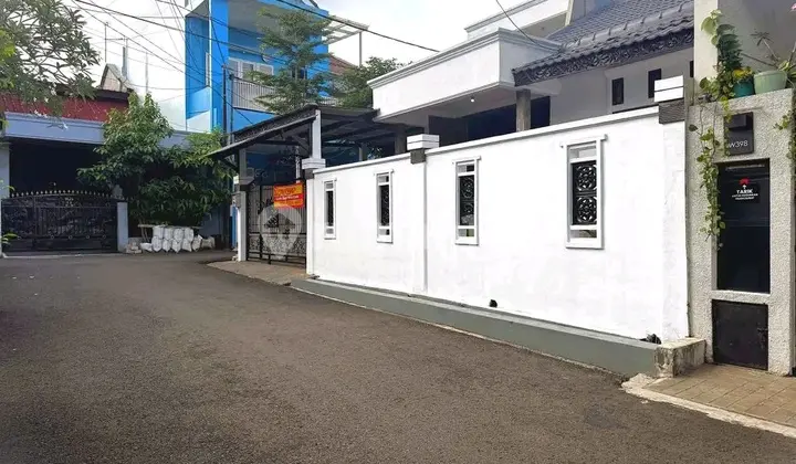 Rumah Hook 2,7 M di Buaran Klender SHM & Bebas Banjir