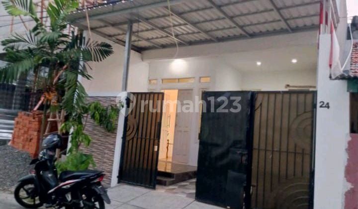 Beli Rumah Murah 1.6 M Fasiitas Kolam Renang Komplek Rawamangun