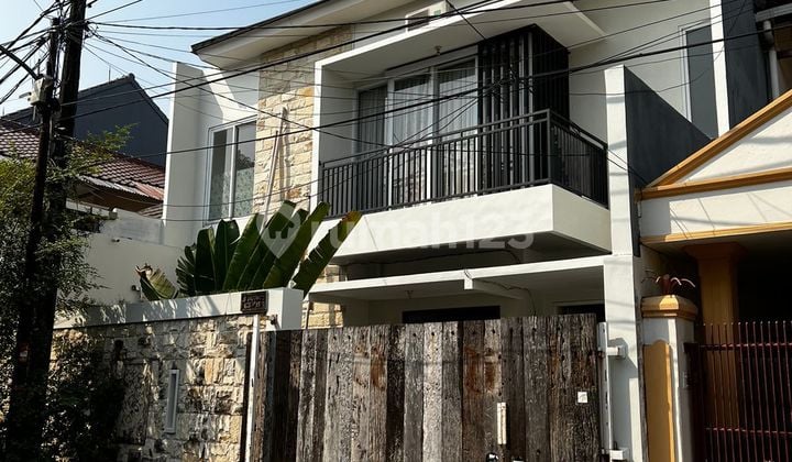 Rumah Mewah Gading Harga Nego Aman, Smart Lock, Dekat Orching