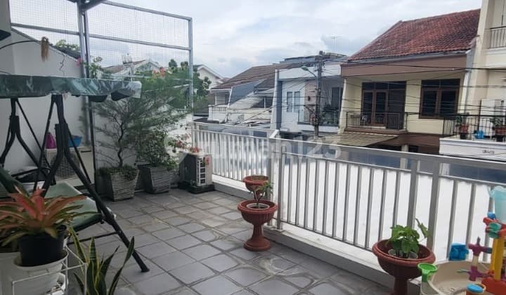 Rumah Dekat Moi Kelapa Gading Jalan Lebar Siap Huni