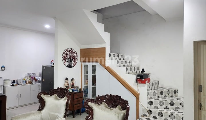 Hunian 2 Lt Shn Imb Nego! Dekat Rlt, Pondok Kelapa