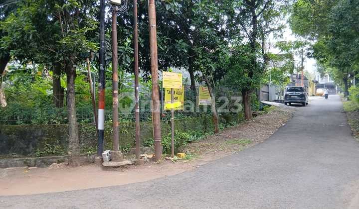 Land Hook 398m2 SHM Safe Investment Flood-Free in Pondok Kelapa