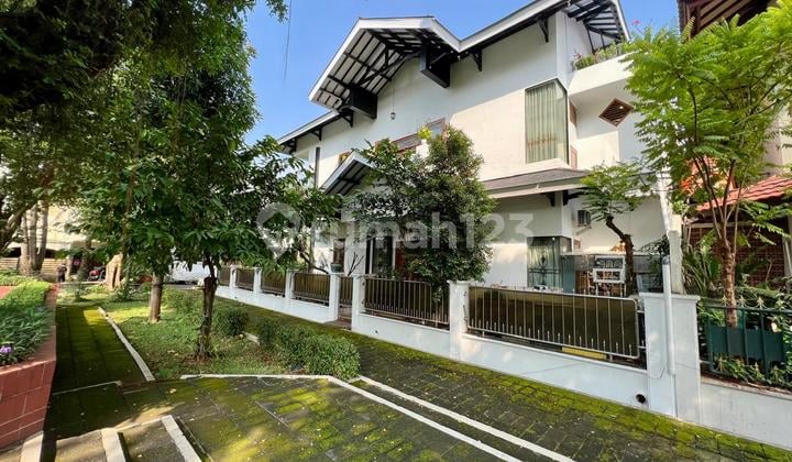 Life Investment in the Heart of Jakarta: 3-Story Luxury House in Rawamangun