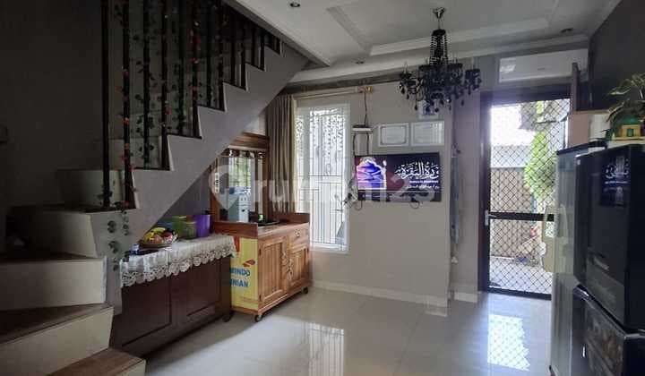 Rumah Full Futnished 2 Lantai Jual Butuh