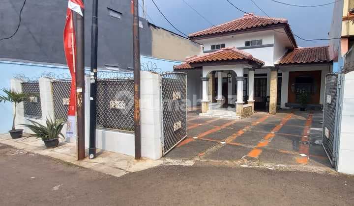 Rumah SHM 430M di Cipinang Parkir 4 Mobil Stratehis Nego Sampai Jafi