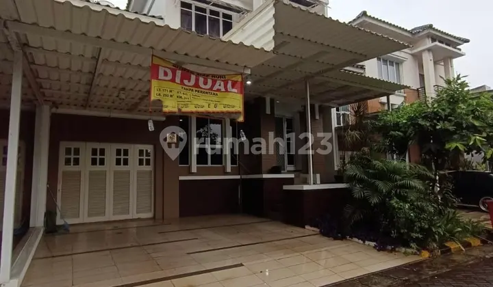 Luxury Fully Furnished Residence in Grand Galaxy City. Near RLT & Toll Road!