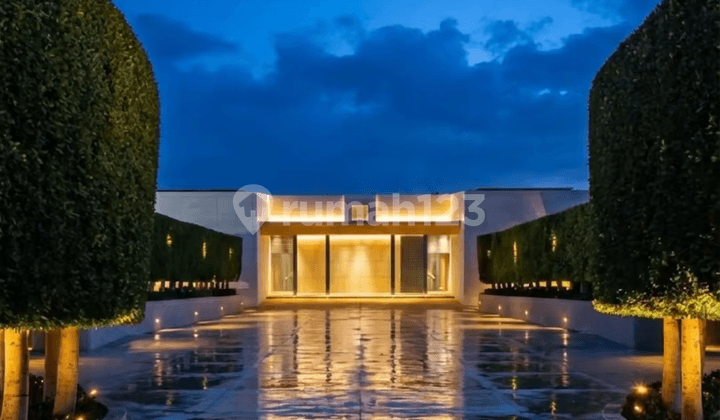The Ascension: A Symphony Of Stone And Sky At Angelo Estate
