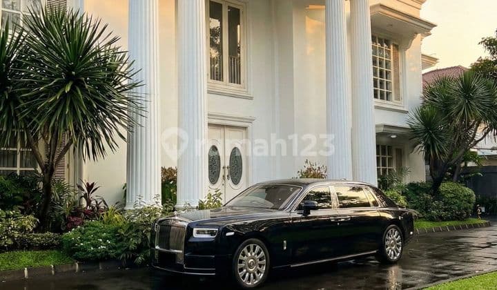 The Sriwijaya Sovereign. A Legacy Estate In Selong Kebayoran Baru