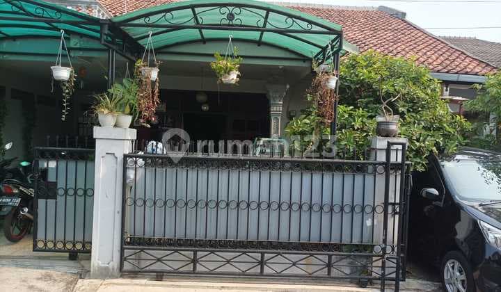 Rumah Di Jl Randu Ciracas Dekat St Lrt Jkt Timur