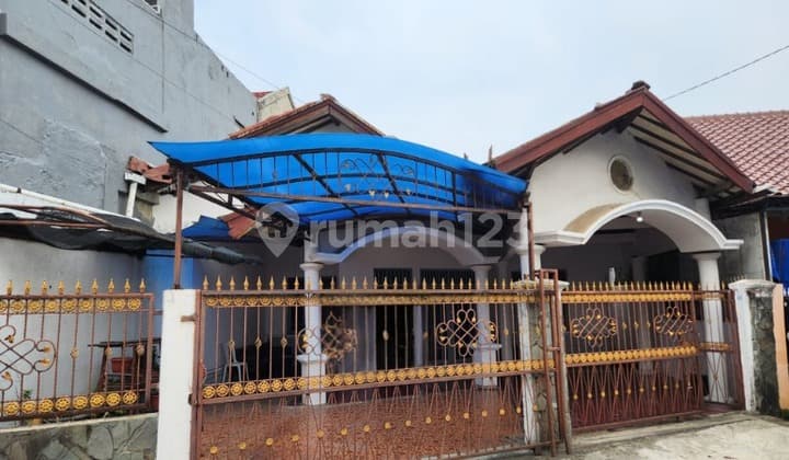 Rumah Strategis dan Bebas Banjir di Jalan BOT Pondok Gede