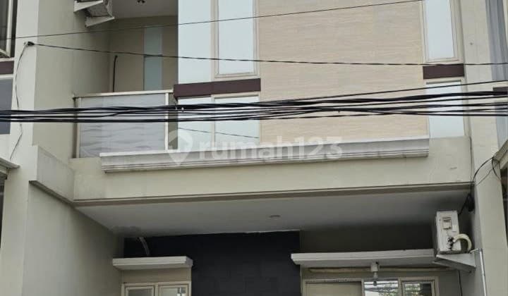 Dijual Rumah Minimalis di Kutisari Surabaya Dekat Kampus
