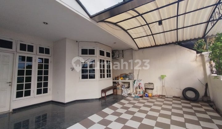 Dijual Rumah Siap Huni di Darmo Permai Surabaya