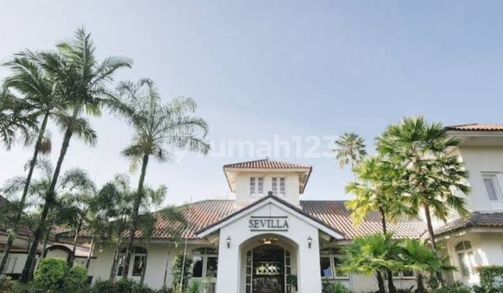 Hotel & Resort Suasana Alam Dekat Borobudur Hotel