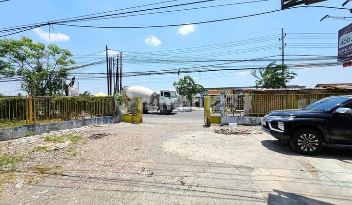 For Sale/Rent Warehouse / Business Place Raya Kepatihan Menganti Gresik