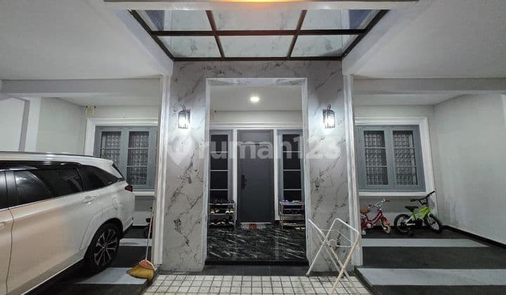 Turun Harga Jual Rumah Baru Gress 1½ Lantai Darmo Sentosa Raya