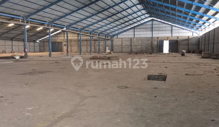 For Rent: Factory / Warehouse with Complete Facilities in Pasuruan