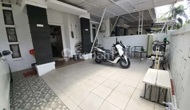 Dijual Rumah di Cluster Aralia, Harapan Indah