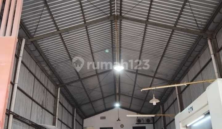 Dijual Cepat Gudang Lokasi Strategis di Cikarang Pusat Bekasi