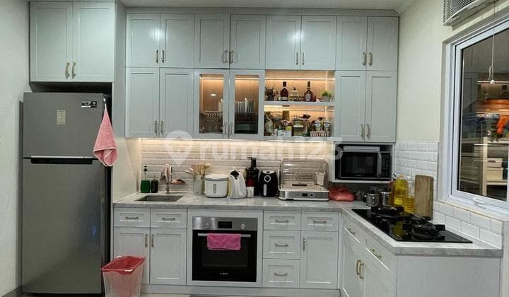 Dijual Rumah Verdi Gading Serpong Luas 84 Dua Lantai Semi Furnish Jual Cepat Harga Bagus Siap Huni