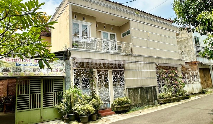 Turun Harga - Rumah Siap Huni di Binamarga 2 Belakang Smakbo Dekat Unpak