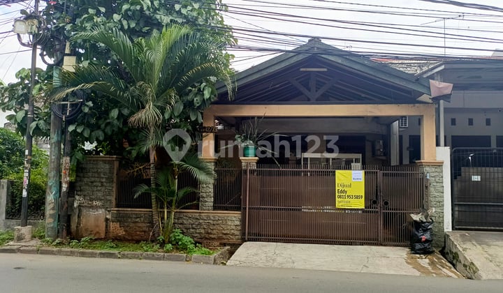 Strategic House in Palem Raja Timur C Ext, Duri Kosambi, West Jakarta