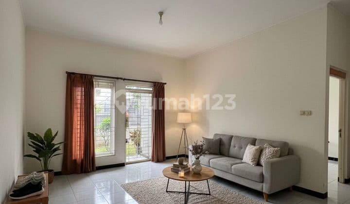 Comfortable Ready-to-Live House in Taman Holis Indah