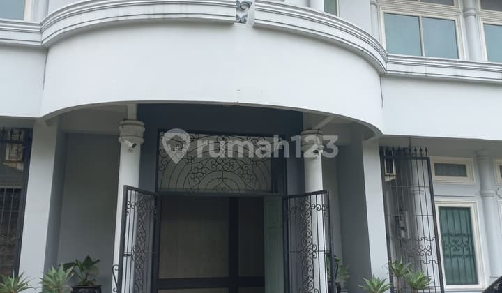 Disewakan Gedung Strategis di Terusan Pasir Koja Dekat Holis Kopo Andir Paskal Bandung