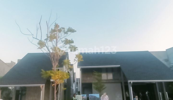 Rumah Mewah 2 Lantai Royal Residence Surabaya