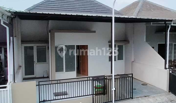 For Sale: Ready-to-Occupy Renovated Minimalist House in Bangkingan Area, Surabaya
